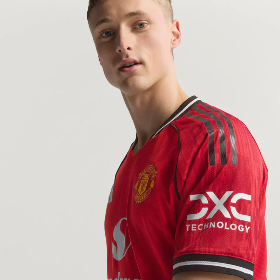Manchester United Home 25/26 Jersey
